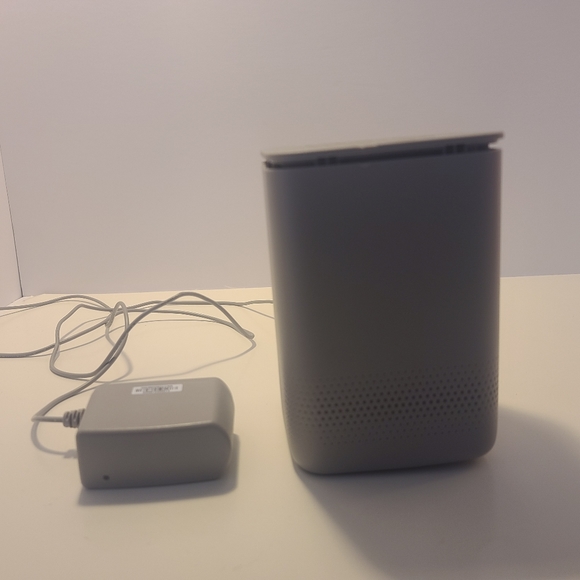 Blue by ADT - Gray Smart Home Hub - Used - (I-F3) - Picture 8 of 10